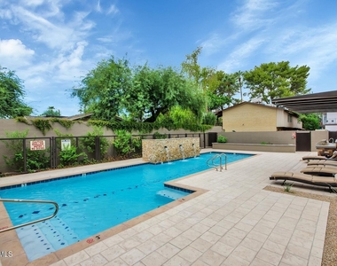 6990 E 6th Street - Photo Thumbnail 27
