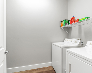 15550 S 5th Avenue - Photo Thumbnail 21
