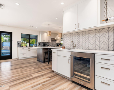 6025 E Charter Oak Road - Photo Thumbnail 26