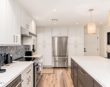 6025 E Charter Oak Road - Photo Thumbnail 24