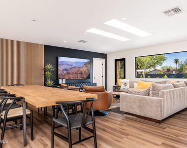 6025 E Charter Oak Road - Photo Thumbnail 10
