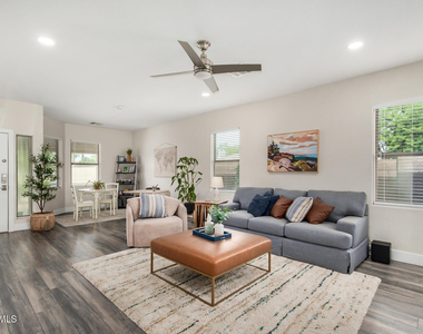 22203 S 214th Street - Photo Thumbnail 7