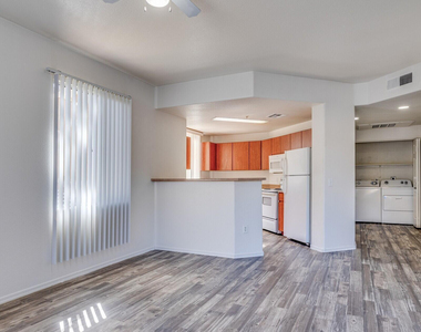 1737 N Central Avenue - Photo Thumbnail 1