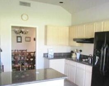 7272 E Gainey Ranch Road - Photo Thumbnail 8
