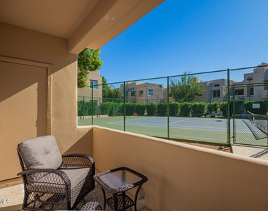 11333 N 92nd Street - Photo Thumbnail 6