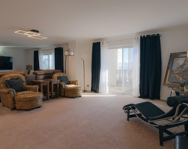 7940 E Camelback Road - Photo Thumbnail 9