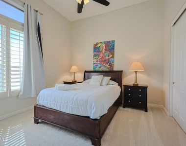 42405 N Harbour Town Court - Photo Thumbnail 20