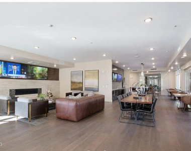 250 E Ray Road - Photo Thumbnail 16