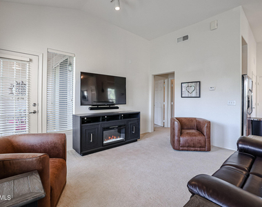 14250 W Wigwam Boulevard - Photo Thumbnail 17