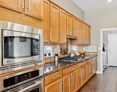 40806 N Lytham Court - Photo Thumbnail 12
