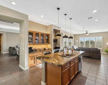 40806 N Lytham Court - Photo Thumbnail 15