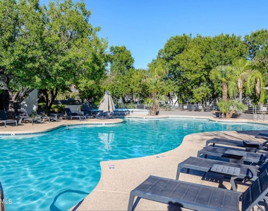 600 W Grove Parkway - Photo Thumbnail 22