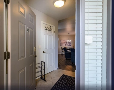 600 W Grove Parkway - Photo Thumbnail 2