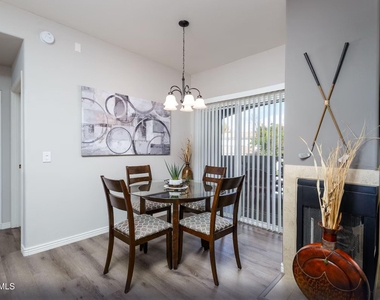 600 W Grove Parkway - Photo Thumbnail 7
