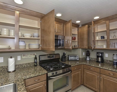 21320 N 56th Street - Photo Thumbnail 13