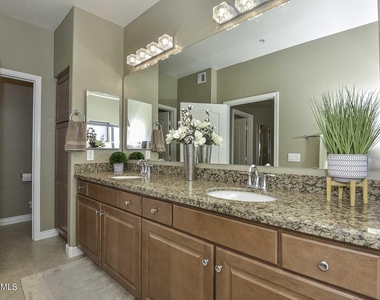 21320 N 56th Street - Photo Thumbnail 25