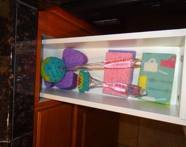 5104 N 32nd Street - Photo Thumbnail 52