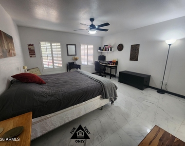 14813 W Verde Lane - Photo Thumbnail 19