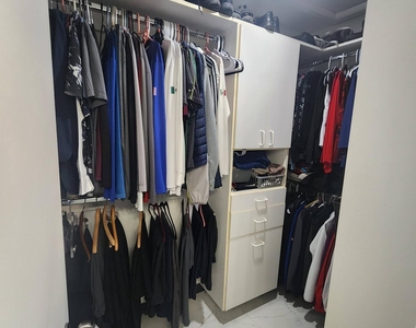 14813 W Verde Lane - Photo Thumbnail 16