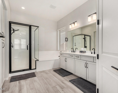 23129 E Carriage Way - Photo Thumbnail 21