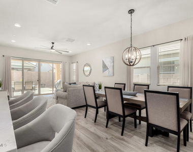 23129 E Carriage Way - Photo Thumbnail 12