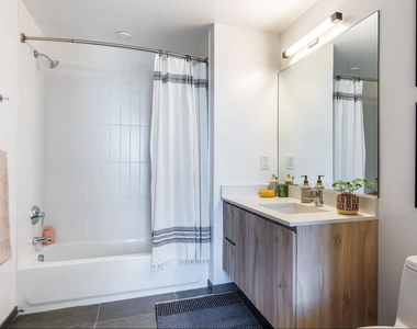 817 N 6th Street - Photo Thumbnail 10
