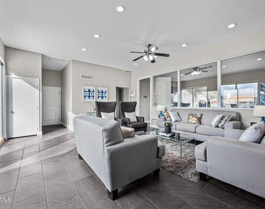 9350 N 67th Avenue - Photo Thumbnail 10