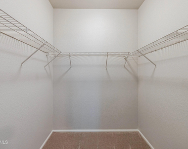17374 N 89th Avenue - Photo Thumbnail 6