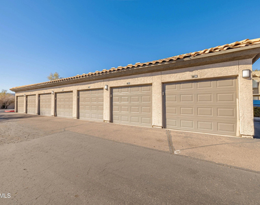 17374 N 89th Avenue - Photo Thumbnail 21