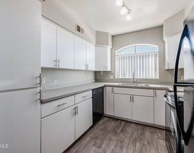 5151 E Guadalupe Road - Photo Thumbnail 2