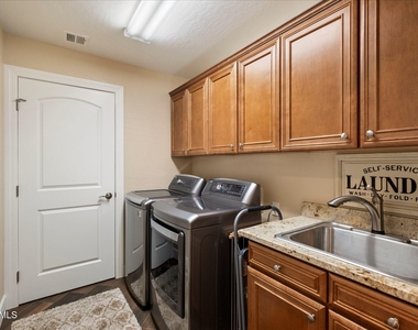 19700 N 76th Street - Photo Thumbnail 22