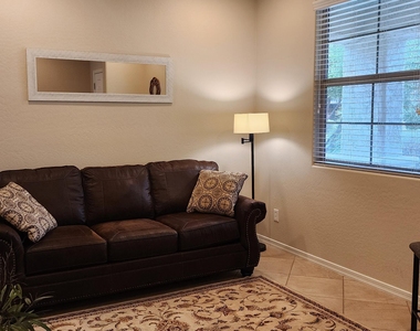 26195 W Via Del Sol Drive - Photo Thumbnail 2