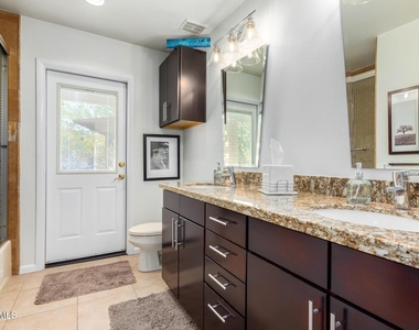 2909 E Las Rocas Drive - Photo Thumbnail 25