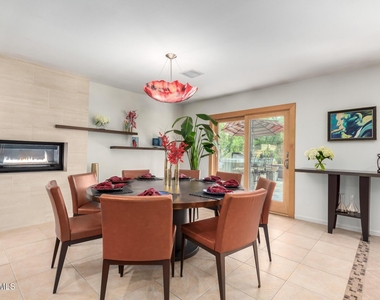 2909 E Las Rocas Drive - Photo Thumbnail 7