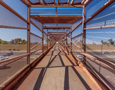 2909 E Las Rocas Drive - Photo Thumbnail 44