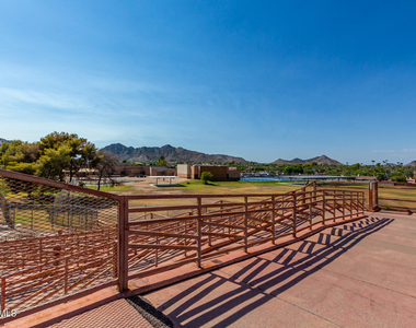 2909 E Las Rocas Drive - Photo Thumbnail 45