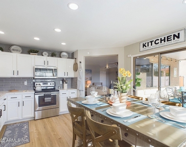 28580 N Dolomite Lane - Photo Thumbnail 15