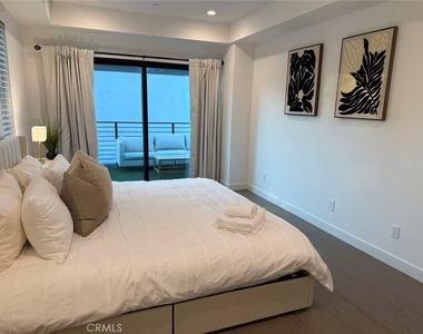 1205 Manzanita St - Photo Thumbnail 13
