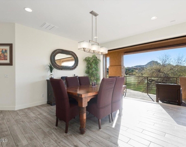 10260 E White Feather Lane - Photo Thumbnail 11