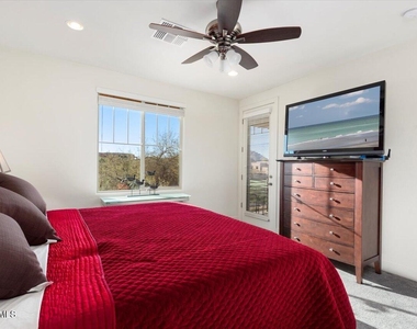 10260 E White Feather Lane - Photo Thumbnail 19