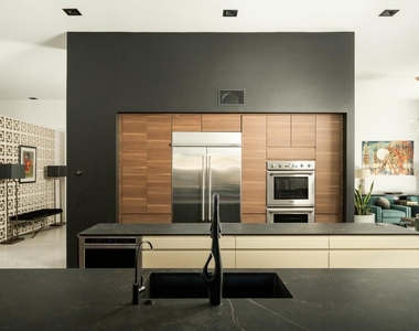 8011 E Larkspur Drive - Photo Thumbnail 13