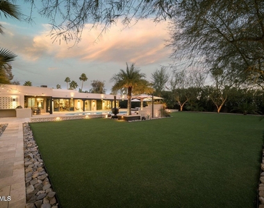 8011 E Larkspur Drive - Photo Thumbnail 40