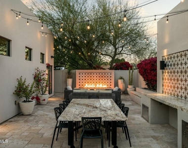 8011 E Larkspur Drive - Photo Thumbnail 33