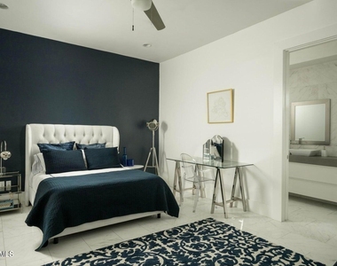 8011 E Larkspur Drive - Photo Thumbnail 20