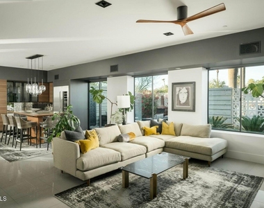 8011 E Larkspur Drive - Photo Thumbnail 19