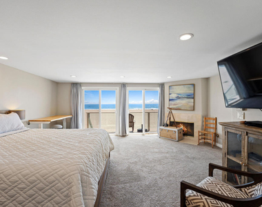 305 Ocean Drive - Photo Thumbnail 25