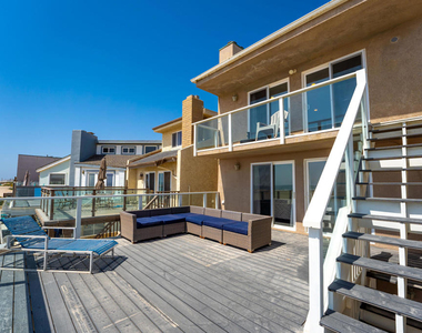 305 Ocean Drive - Photo Thumbnail 22