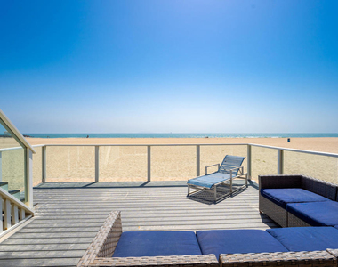 305 Ocean Drive - Photo Thumbnail 21