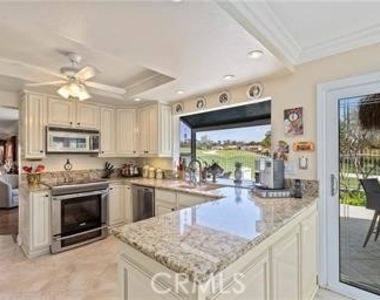 1812 Island - Photo Thumbnail 7