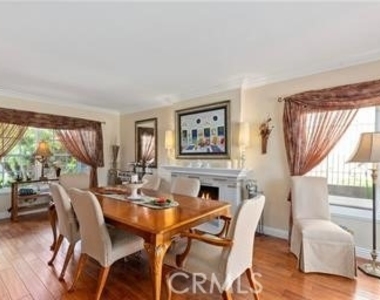 1812 Island - Photo Thumbnail 9